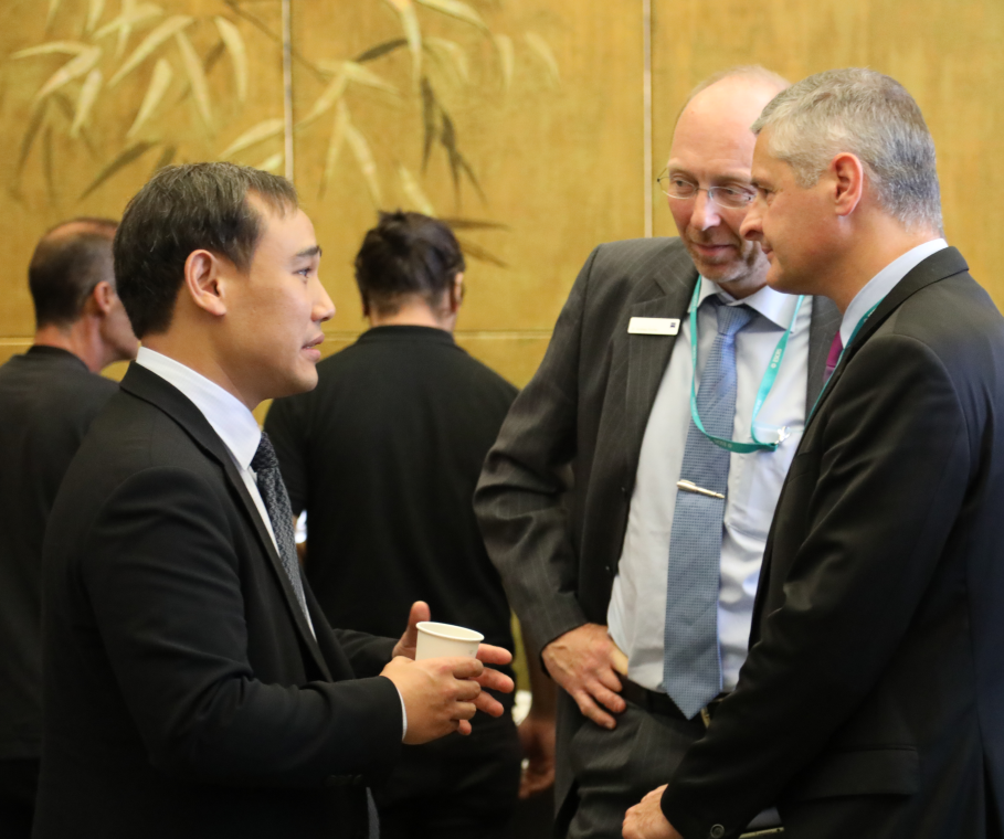 SMILE EXPERT MEETING in the 35th ESCRS (Dr. David Kang, MD)